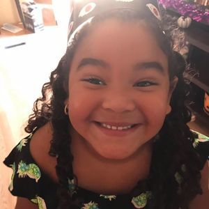 Meet your Posher, Kara